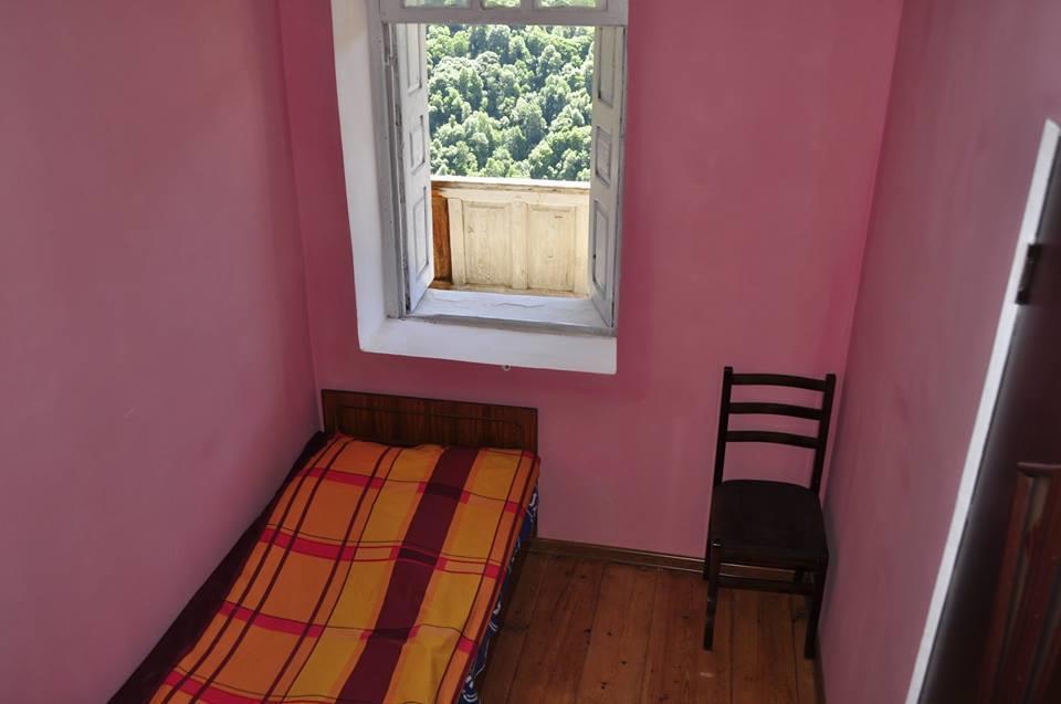 Century House Of Larisa Hotel Mestia Bagian luar foto